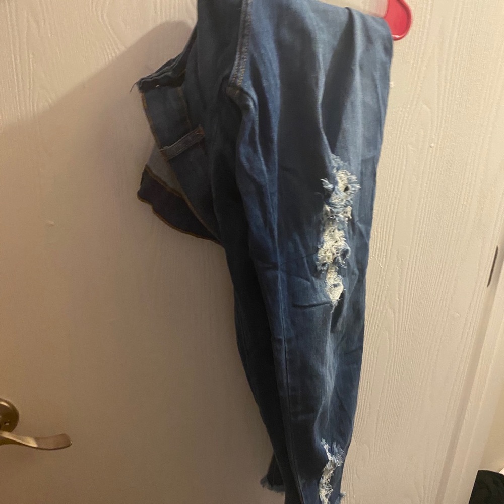 Fashion nova distressed jegging